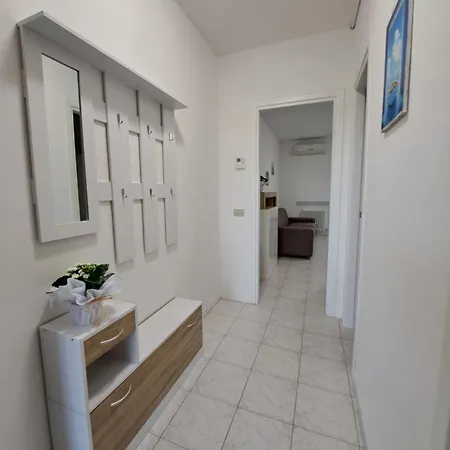 A Casa Di Alice 데센자노델가르다